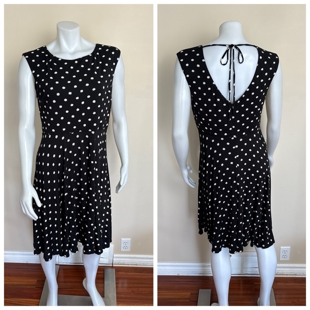 LOFT - Black cap-sleeve dress with ivory splatter dots. V-back with tie. Large